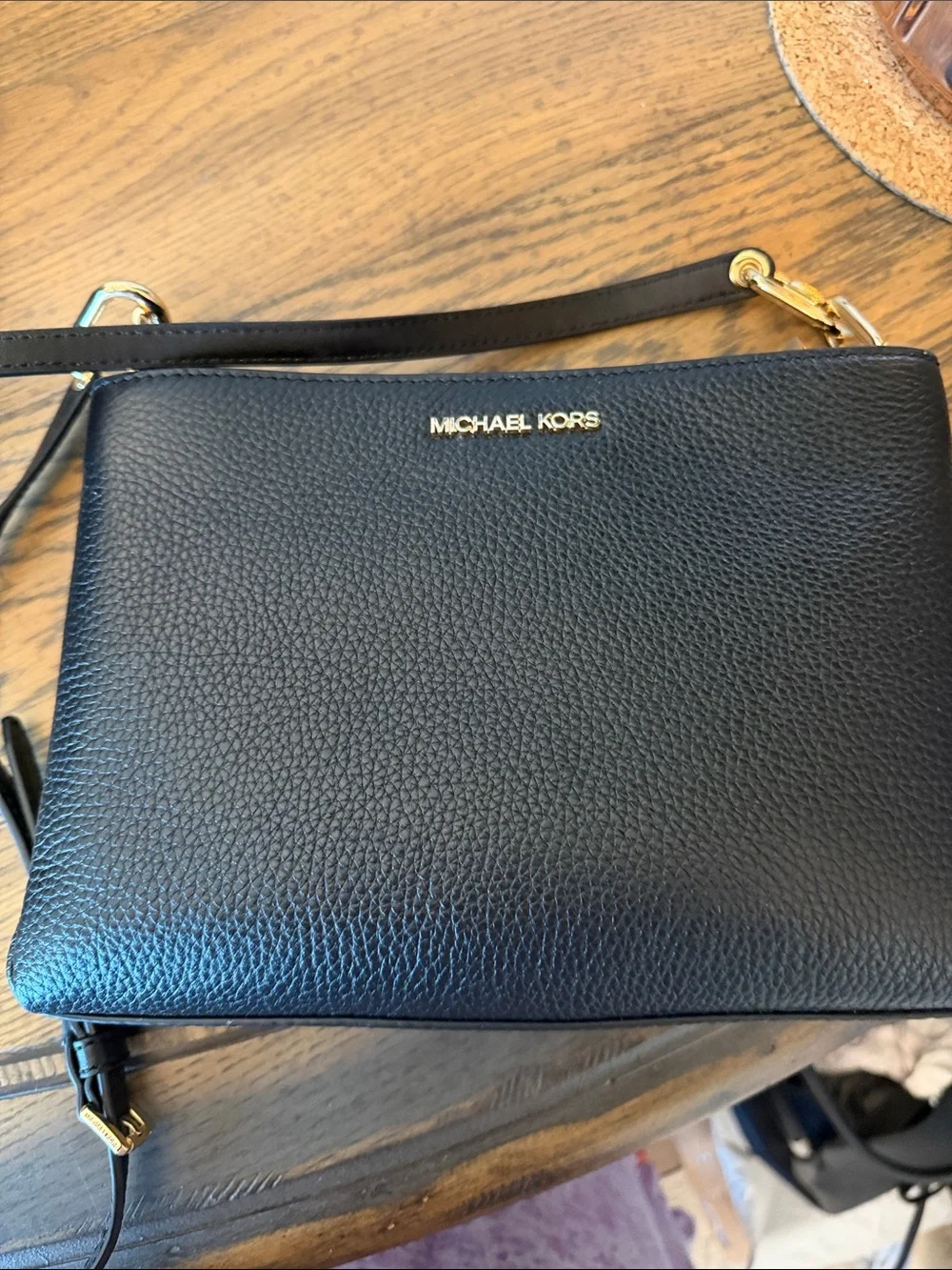 Michael Kors compact pebbled
